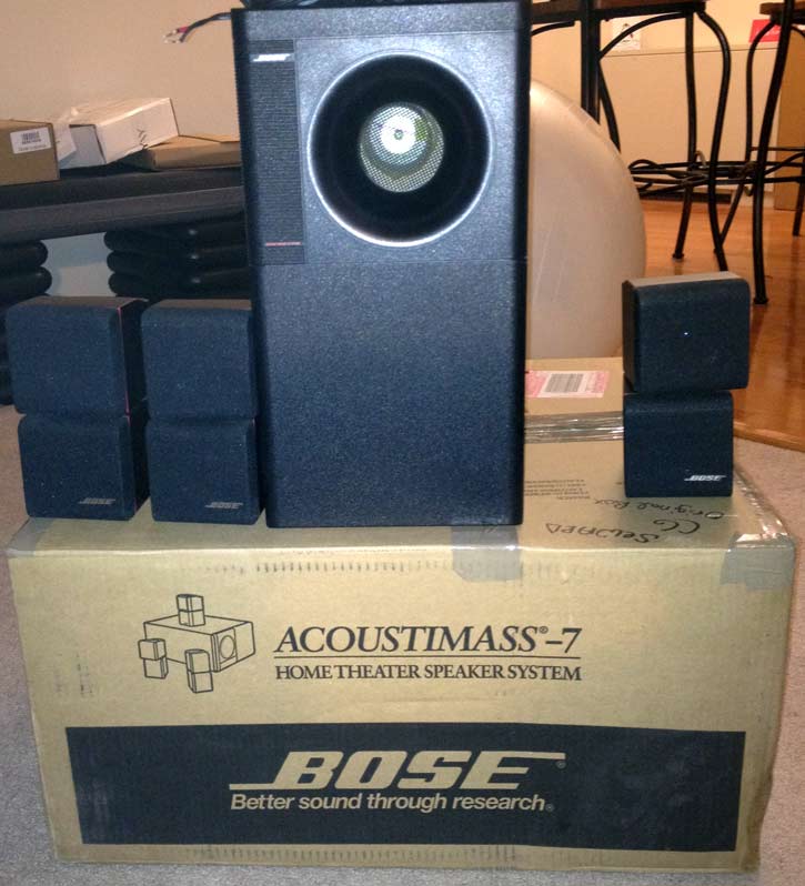 Bose Acoustimass 7 Home Theater Speakers 3 Cubes and Bass Module, Box